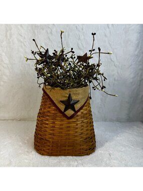 Primitive Star-Accented Wicker Basket With Faux Pip Berry Rustic Home Décor